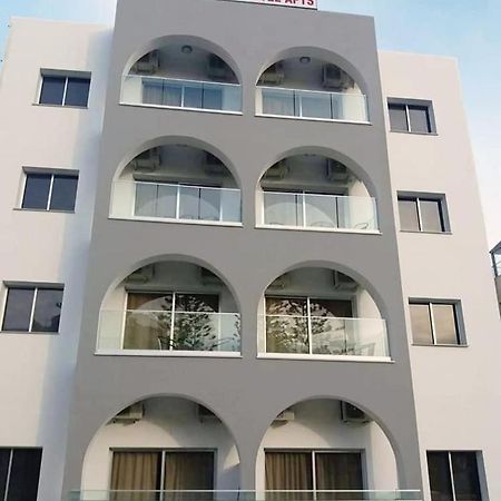 Polyxeni Hotel Apartments Limassol Exterior foto