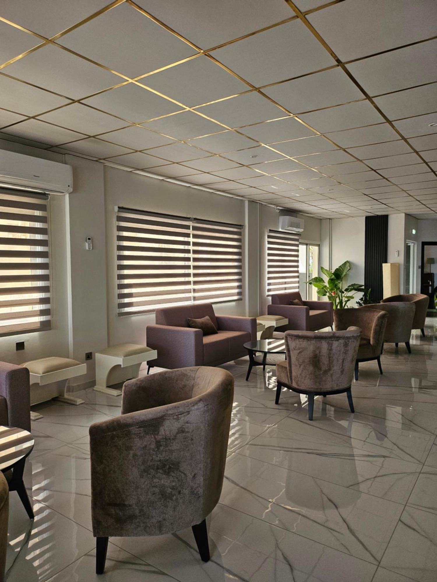 Polyxeni Hotel Apartments Limassol Exterior foto