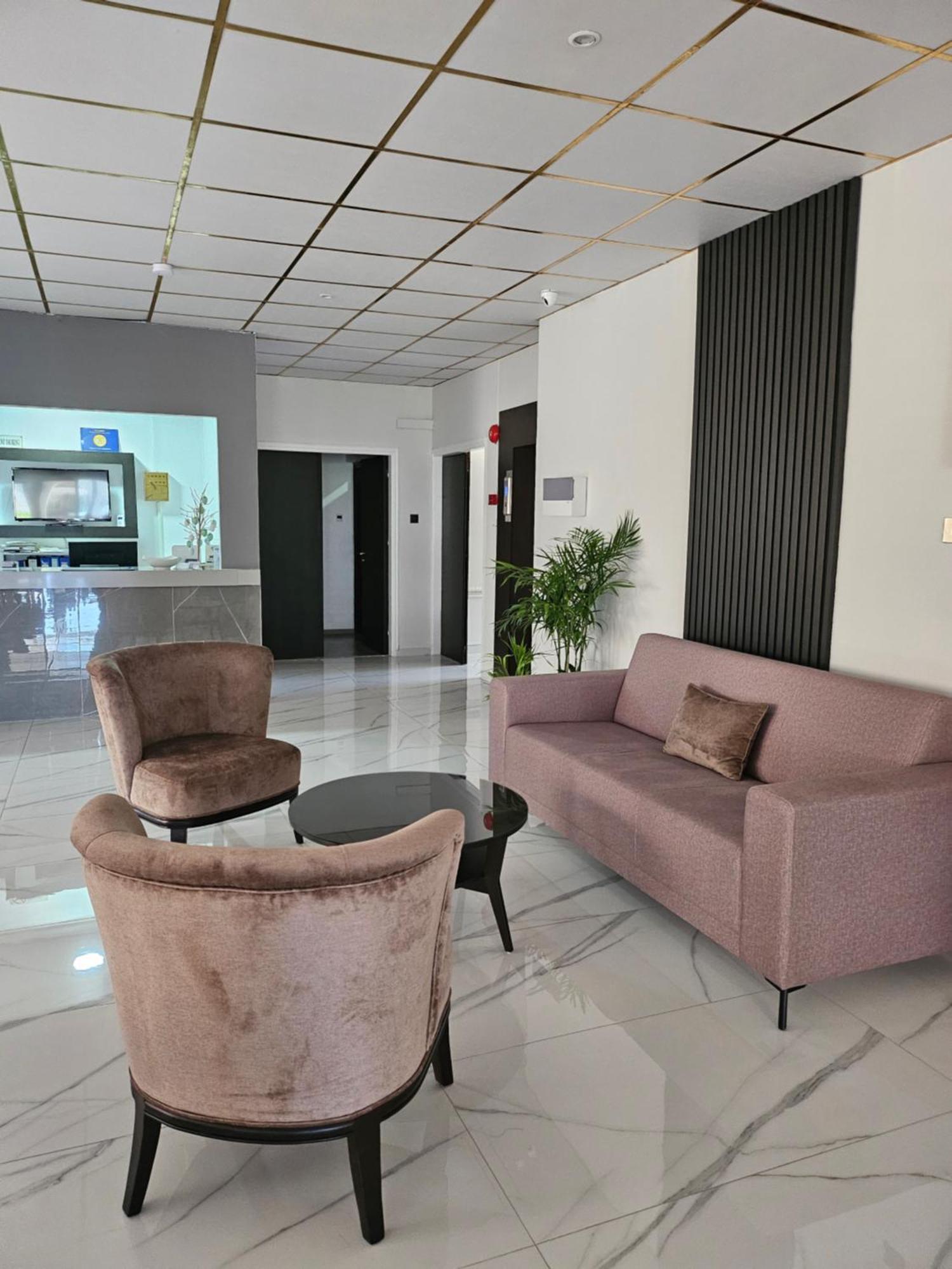 Polyxeni Hotel Apartments Limassol Exterior foto