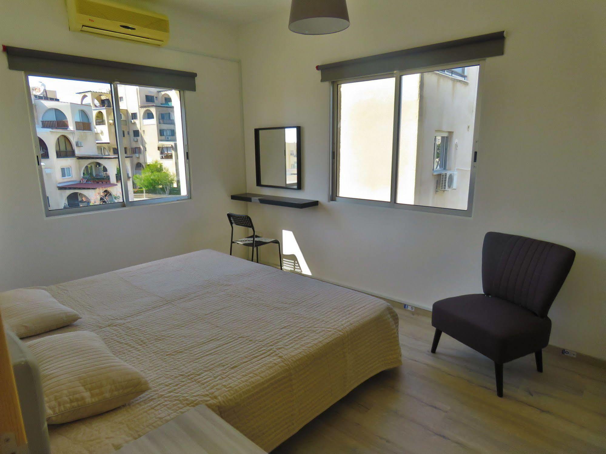 Polyxeni Hotel Apartments Limassol Exterior foto